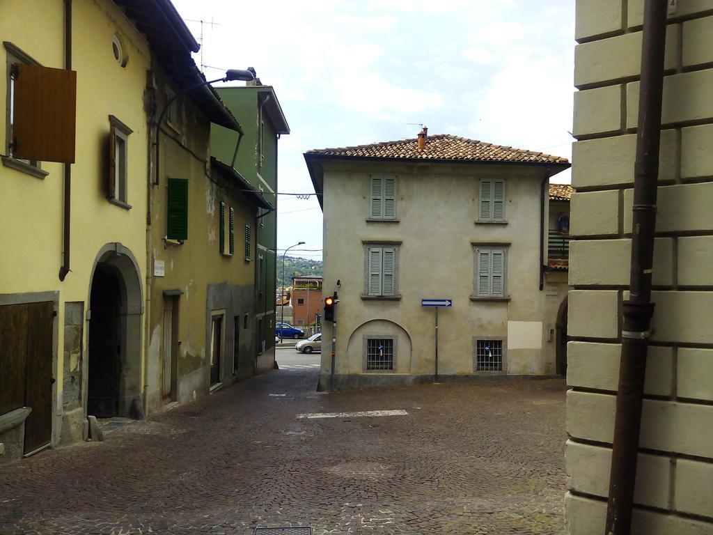 La Piazza B&B Vercurago Buitenkant foto